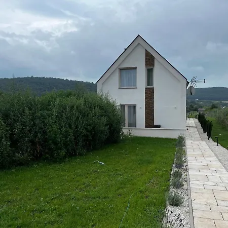Lavender Holiday home Felsoors